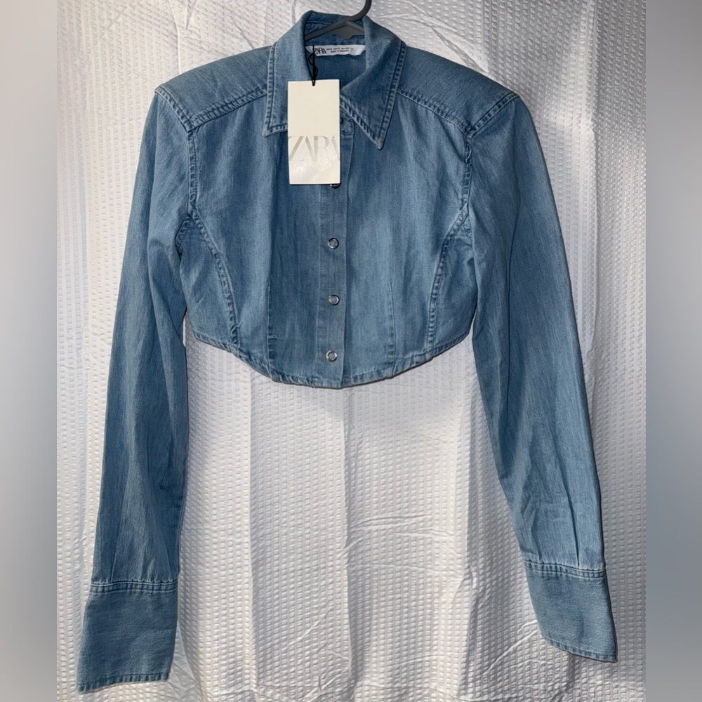 Zara Light Blue Cropped Denim Button-Up Shirt